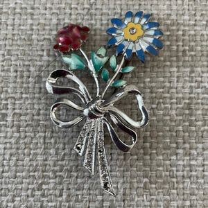 Vintage Floral Silver-Plated Pin (2")
